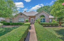 105 Thiele Road, Lorena, TX 76655