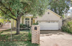409 E Austin Ave, Round Rock, TX 78664