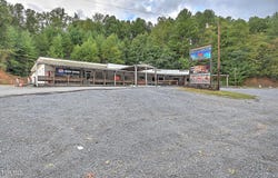 3266 Highway 321, Hampton, TN 37658