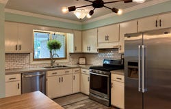 1023 E Colonial Park Drive, Grand Ledge, MI 48837