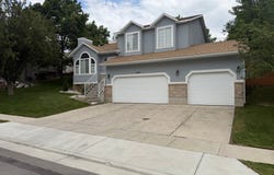 1682 E SUNRISE MEADOW Dr, Sandy, UT 84093