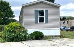 477 Linda Lane, Lynwood, IL 60411