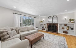 16 Day St, Norfolk, MA 02056