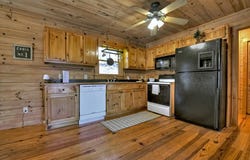 142 Arrow Ridge Road, McCaysville, GA 30555