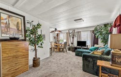 881 N Lake, Hemet, CA 92544