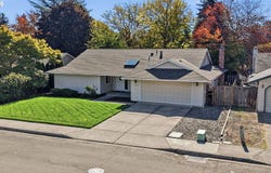 17210 NW LONEROCK Ln, Beaverton, OR 97006