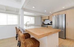 2633 Ocean St, Carlsbad, CA 92008