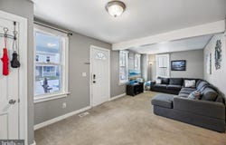 8 FAIR AVENUE, HANOVER, PA 17331