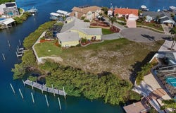 6646 DOLPHIN COVE DRIVE, APOLLO BEACH, FL 33572