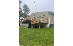 1261 Holiday Lane, Brooklyn, IA 52211