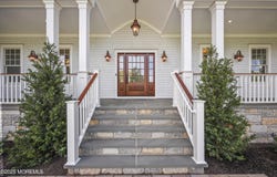 4 Club Way, Rumson, NJ 07760