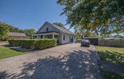 923 Emerson St, Moberly, MO 65270