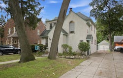 16587 La Salle Avenue, Detroit, MI 48221
