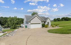1992 S Painted Hills Court, Martinsville, IN 46151