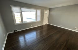 717 E 154th Street, South Holland, IL 60473
