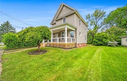 1115 W 43rd Street, Ashtabula, OH 44004