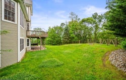 65 Overlook Rdg, Oakland Boro, NJ 07436-2362