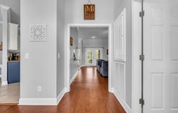 120 Acorn Dr, Columbus, MS 39705