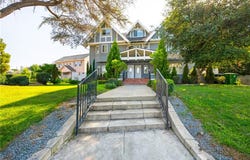 4440 Victoria, Los Angeles, CA 90019