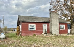 3240 E Reading Road E, Osseo, MI 49266