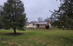 223 Scarlett Drive, LaFollette, TN 37766