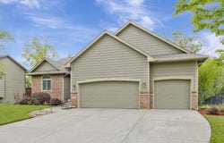 2528 N Fieldstone St, Andover, KS 67002
