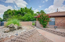 5612 CRESTA LUNA Court NE, Albuquerque, NM 87111