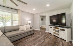 410 S East Avenue, Baxter, IA 50028