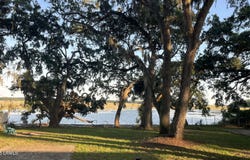 398 Broad River Drive, Beaufort, SC 29906