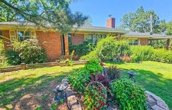 105 W Mockingbird Lane, McAlester, OK 74501