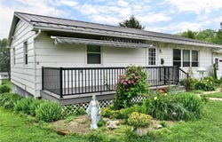 W136 Piepers Valley Road, Fountain City, WI 54629