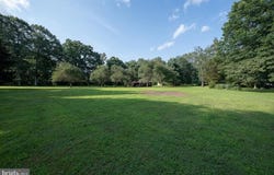 1285 GRADYVILLE ROAD, GLEN MILLS, PA 19342