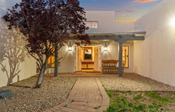 206 Hondo Seco Road, Arroyo Seco, NM 87514