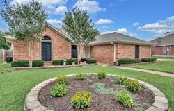 308 Greystone Drive, Lorena, TX 76655