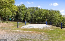 105 FOREST DRIVE, CROSS JUNCTION, VA 22625