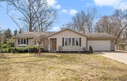 59650 White Wood Drive, Mattawan, MI 49071