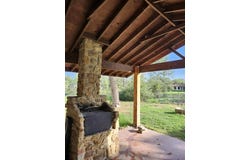 1935 Sleepy Hollow, Kingsland, TX 78639