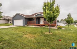 4100 N Jans Dr, Sioux Falls, SD 57107