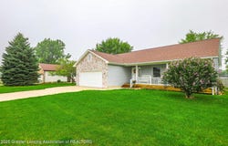 8961 Jacaranda Drive, Dimondale, MI 48821