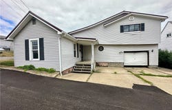 2426 Cleveland Avenue, Steubenville, OH 43952