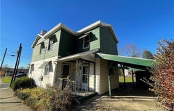 211 S Walnut St, New Castle, PA 16101