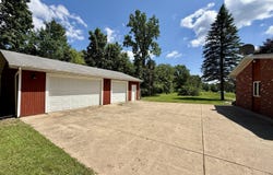 10976 Dewey Road, Munith, MI 49259