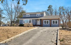 289 JACKSON ROAD, BERLIN, NJ 08009
