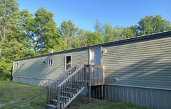 1979 W Riverside Drive Drive, Ionia, MI 48846