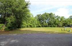 326 Hill Street, Raeford, NC 28376