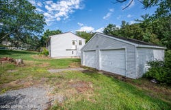 202 chestnut Drive S, Saylorsburg, PA 18353