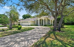 1320 Antrim Circle, Ormond Beach, FL 32174