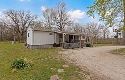 1946 E 555th Road, Pleasant Hope, MO 65725