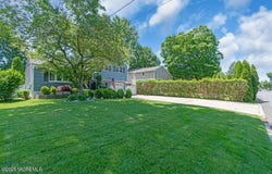 27 Barkalow Avenue, Freehold, NJ 07728