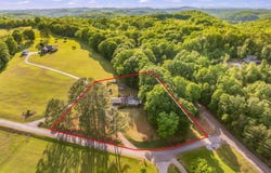 108 Pattie Gap Rd, Philadelphia, TN 37846